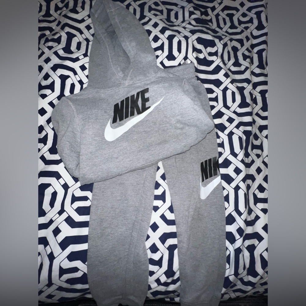 Kids Nike hoodie and sweats
